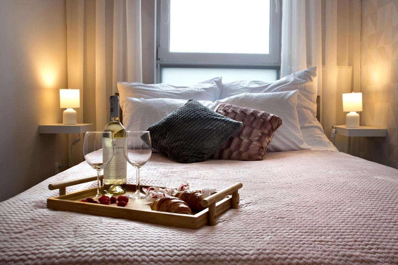 Komputerowa Serviced Apartments By P&O Warsaw Exterior photo